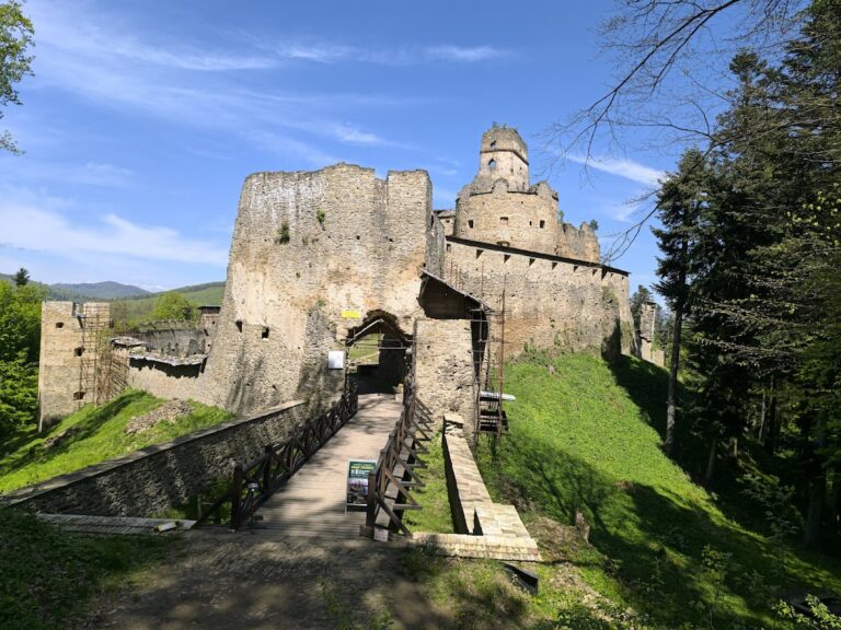 Zborov Castle: A Medieval Border Fortress in Eastern Slovakia