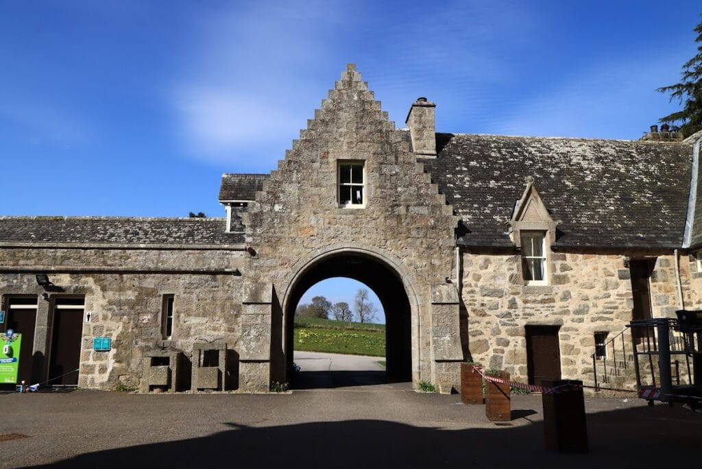 Drum Castle: Historic Seat of Clan Irvine in Scotland 4 Drum Castle