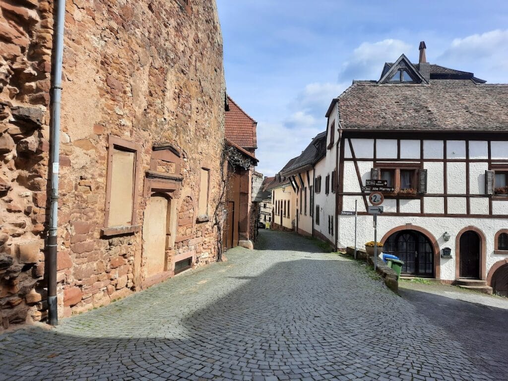 Neuleiningen Castle