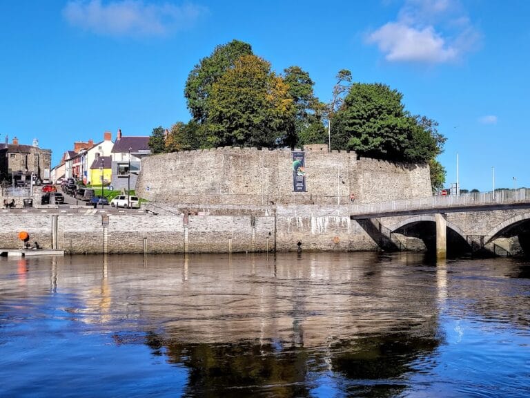 Cardigan Castle: A Historic Norman and Welsh Stronghold in Wales