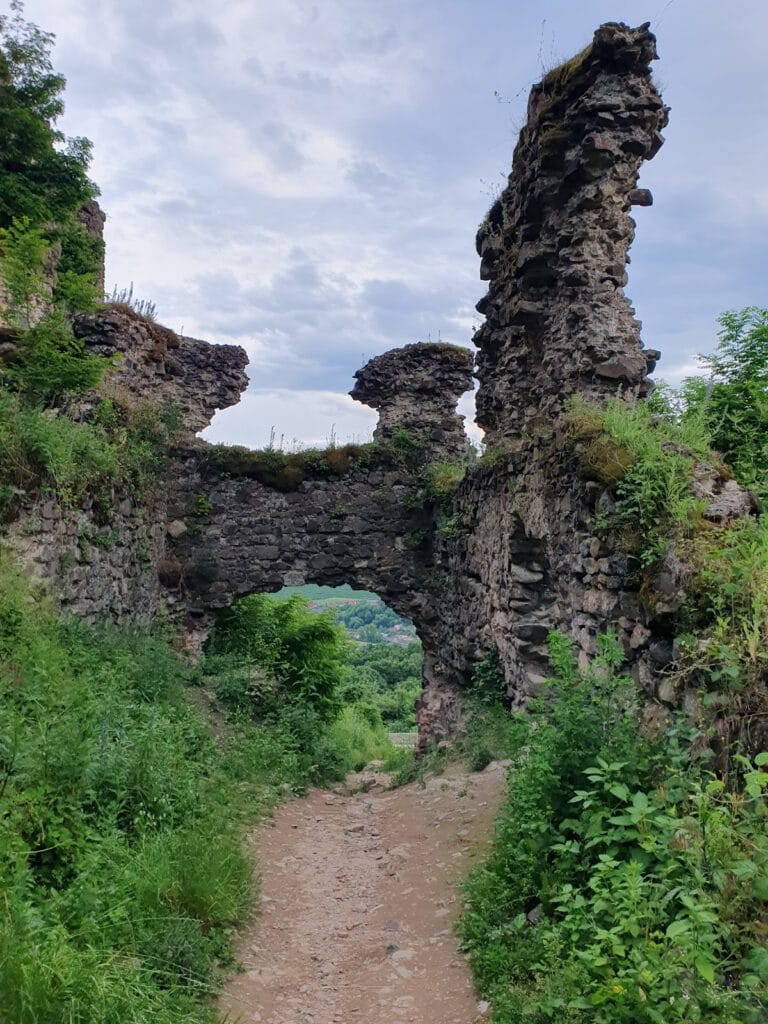 Castle Khust