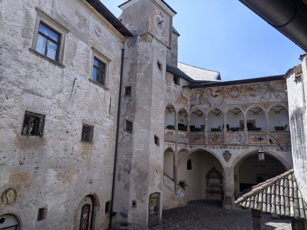 Prösels Castle: A Medieval Fortress and Renaissance Castle in Italy 5 Prösels Castle