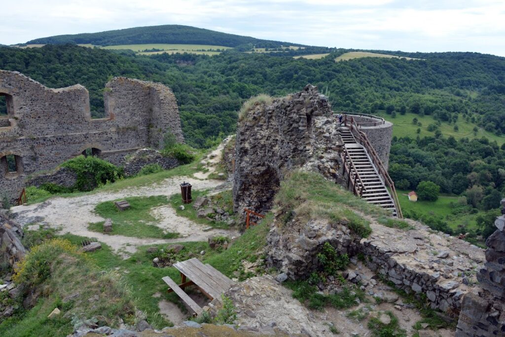 Šomoška Castle: A Medieval Fortress in Slovakia 10 Šomoška Castle