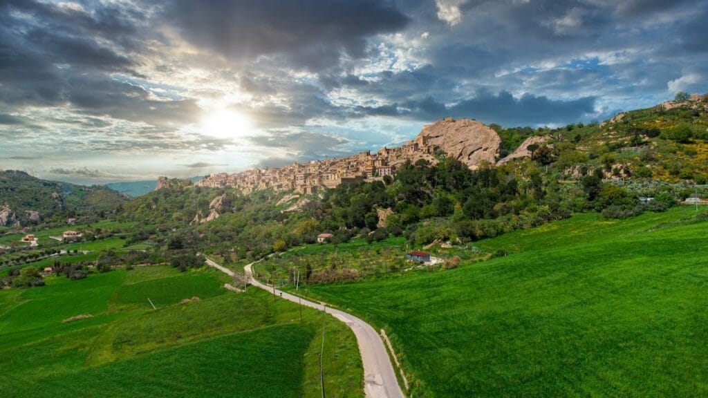 Castle of Sperlinga: A Rock-Carved Fortress in Italy 6 Castle of Sperlinga
