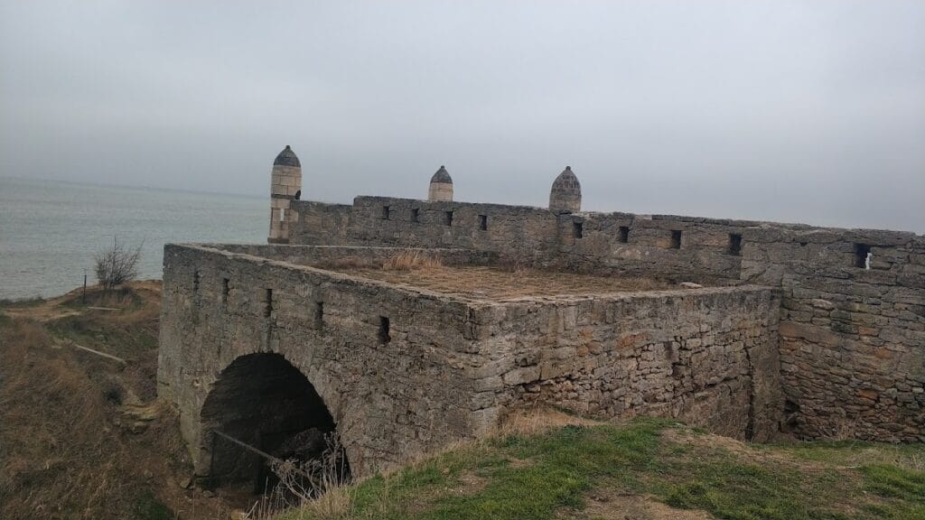 Yeni-Kale: An Ottoman Fortress at Kerch 3 Yeni-Kale