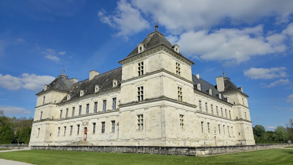 Château d’Ancy-le-Franc: A French Renaissance Château in Burgundy 2 Château d'Ancy-le-Franc
