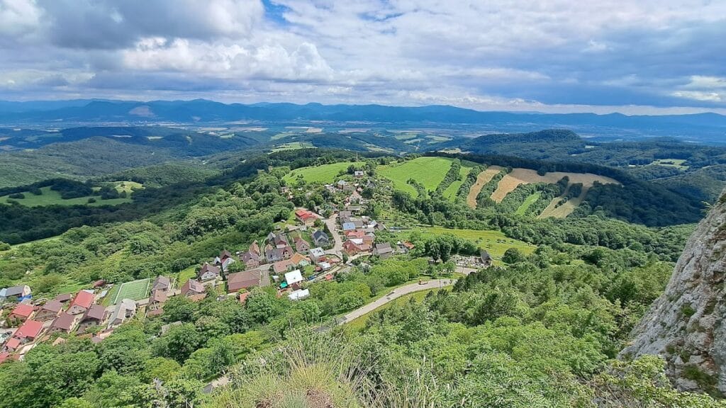 Vršatec Castle: A Medieval Frontier Fortress in Slovakia 2 Vršatec Castle