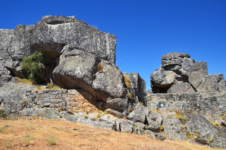 Castle of Monsanto: A Historic Medieval Fortress in Portugal