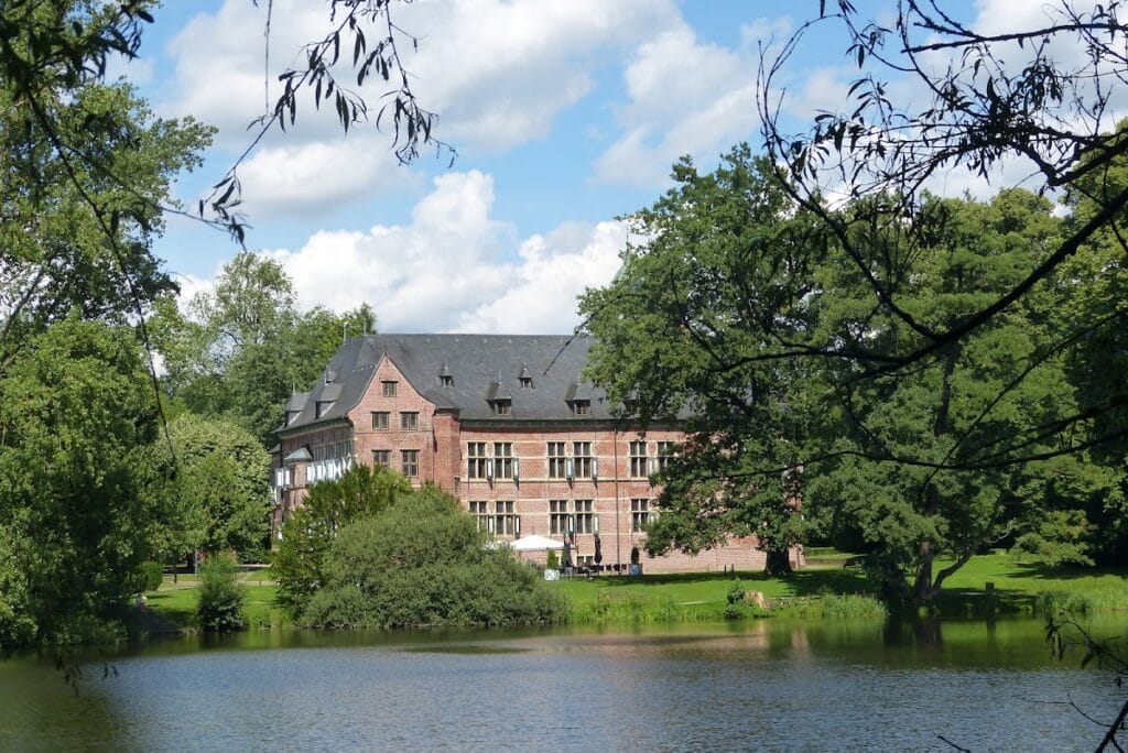 Schloss Reinbek: A Renaissance Residence in Germany 2 Schloss Reinbek