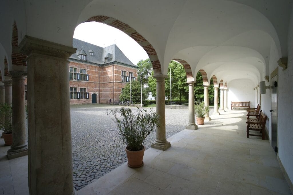 Schloss Reinbek: A Renaissance Residence in Germany 5 Schloss Reinbek