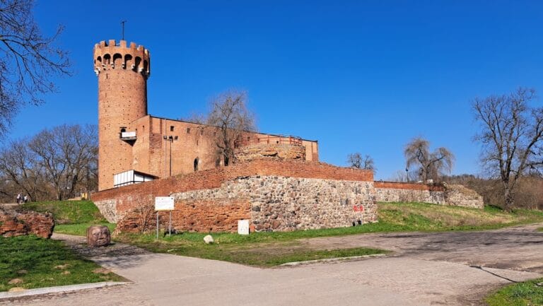 Świecie Castle: A Teutonic Order Fortress in Poland