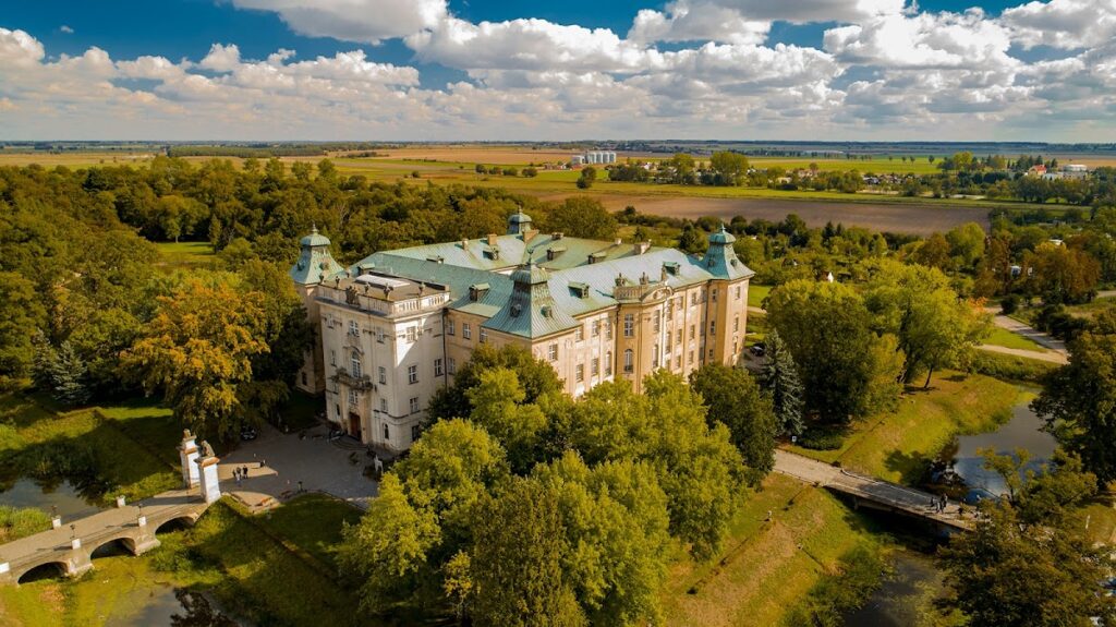 Rydzyna Castle