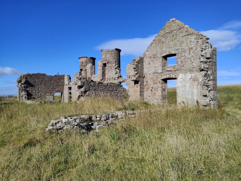 New Slains Castle: A Hay Family Seat and Scots Baronial Ruin 4 New Slains Castle