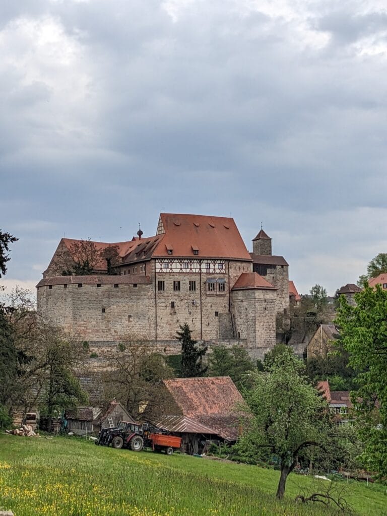 Burg Cadolzburg: A Medieval Castle in Germany