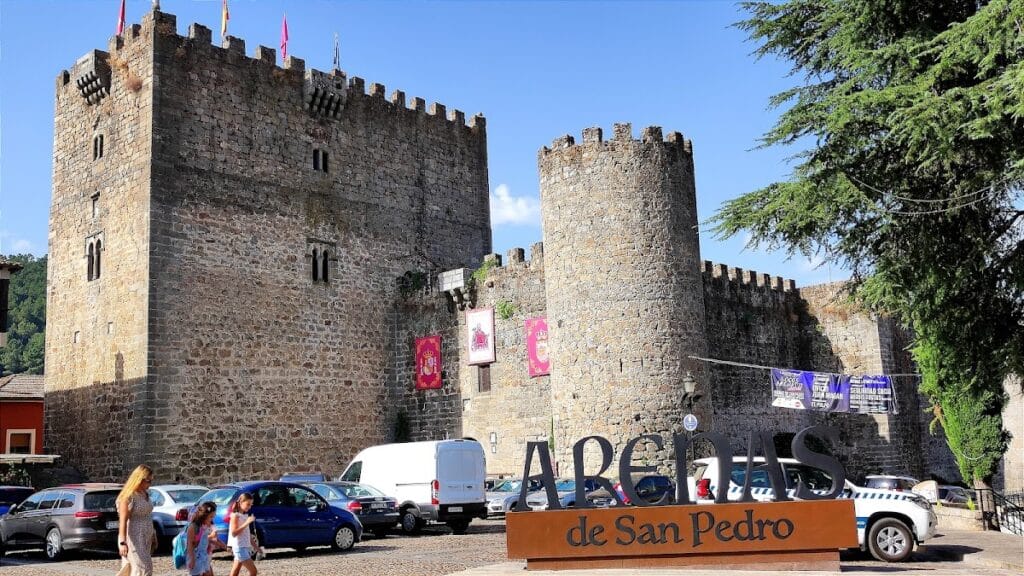 Castle of Arenas de San Pedro