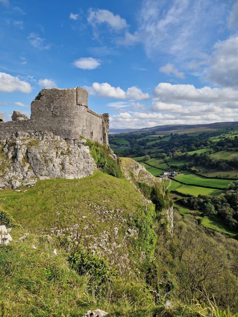 Carreg Cennen Castle