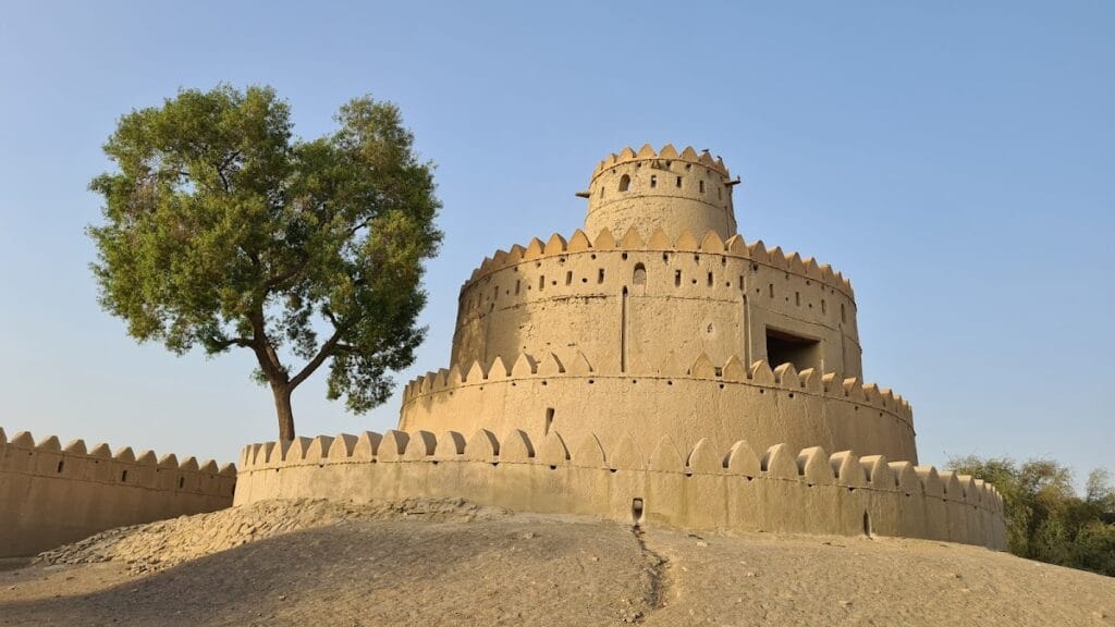 Al-Jahili Fort: A Historic Defensive Stronghold in Al Ain, UAE 8 Al-Jahili Fort