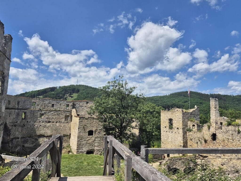 Považský hrad: A Medieval Castle Ruin in Slovakia 9 Považský hrad