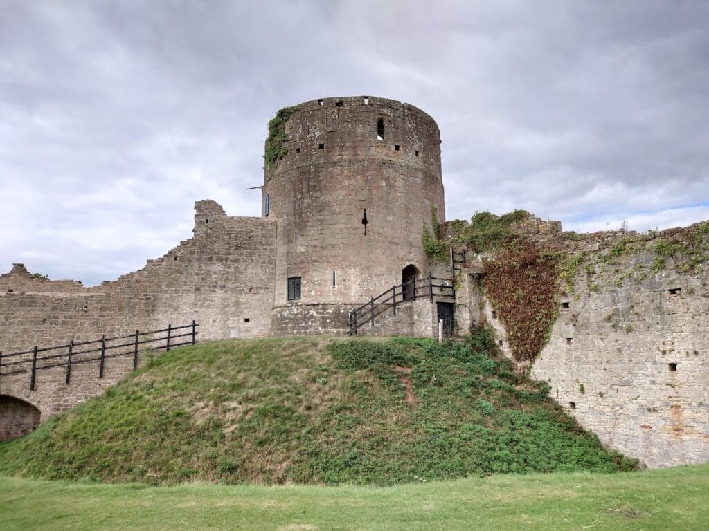 Caldicot Castle: A Medieval Stone Fortress in Wales 2 Caldicot Castle