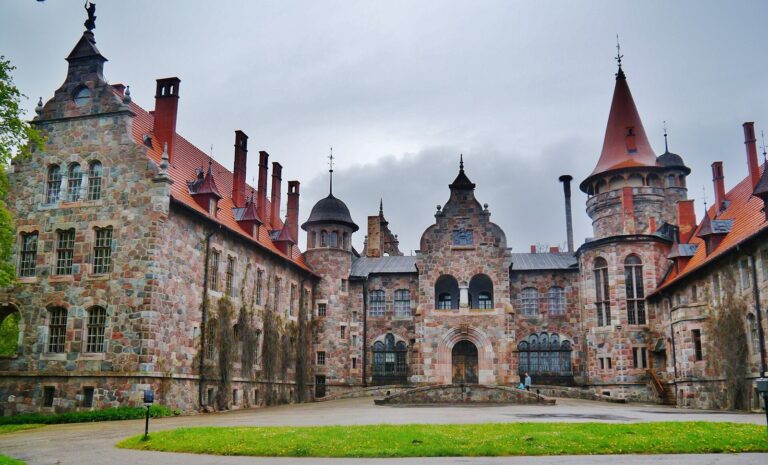 Cesvaine Castle: An Episcopal Road-Control and Economic Center in Latvia