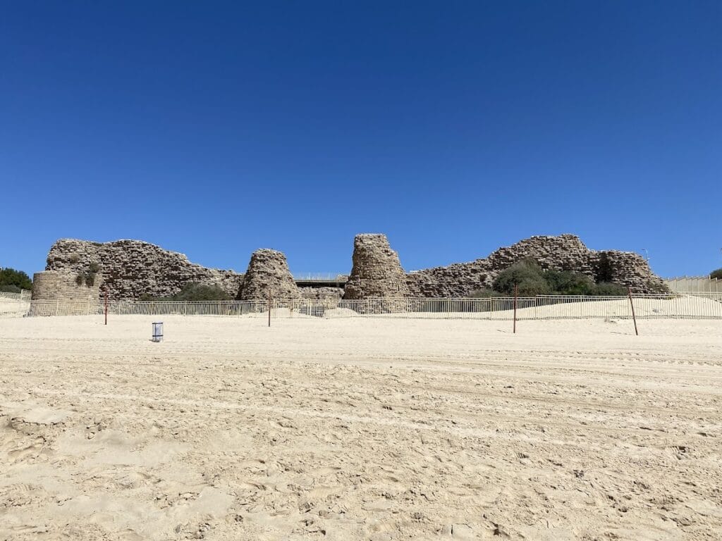 Ashdod-Sea Fortress: An Umayyad Coastal Defense Stronghold in Israel 4 Ashdod-Sea Fortress
