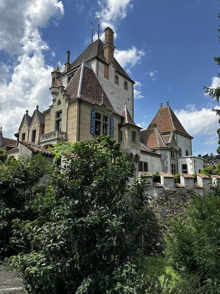 Oberhofen Castle: A Medieval Lakeside Castle in Switzerland 5 Oberhofen Castle