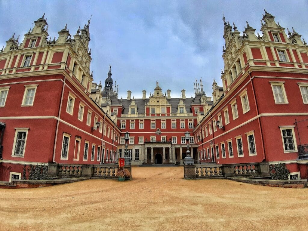 Schloss Muskau: A Palace and Castle Complex in Germany 3 Schloss Muskau