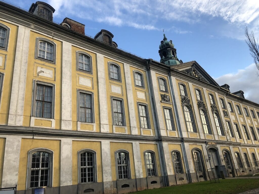 Heidecksburg: The Princely Residence of Schwarzburg-Rudolstadt 5 Heidecksburg