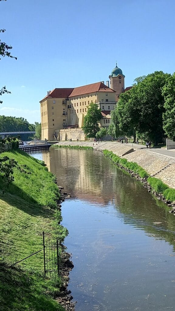 Poděbrady Castle: A Royal Water Castle and University Complex in Czechia 1 Poděbrady Castle