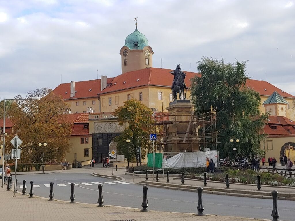 Poděbrady Castle: A Royal Water Castle and University Complex in Czechia 5 Poděbrady Castle