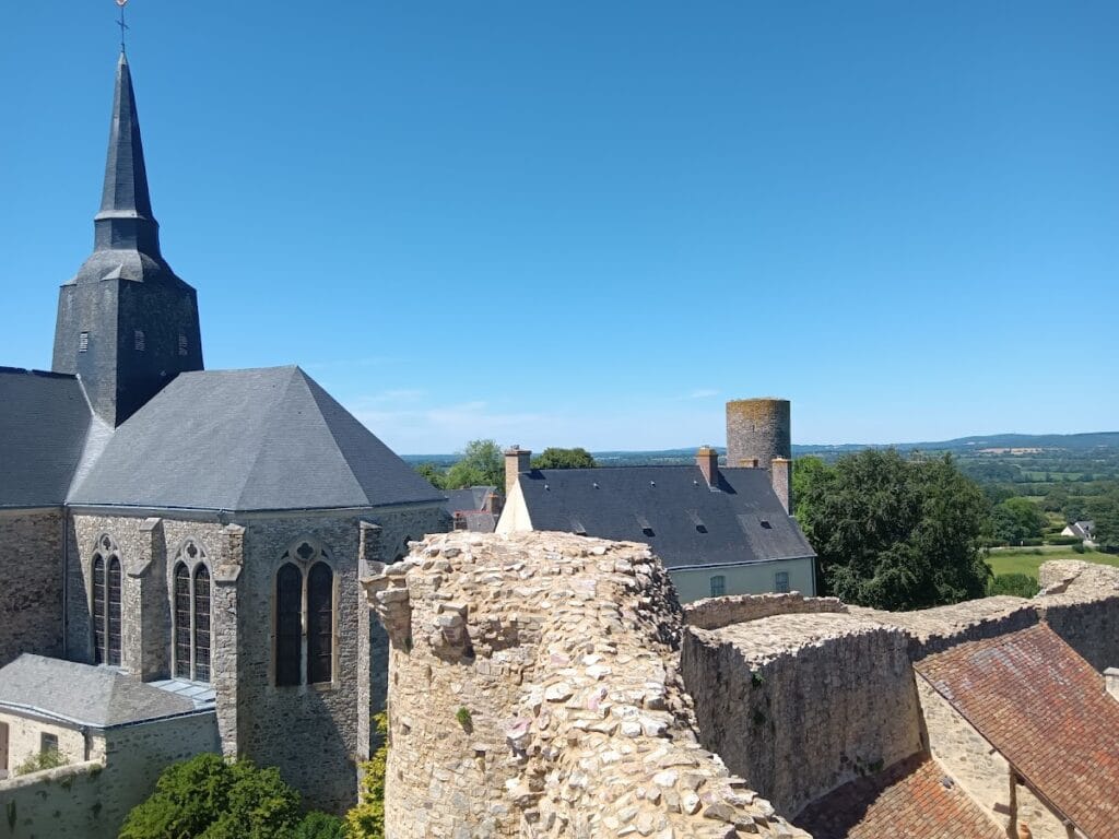 Sainte-Suzanne Castle: A Fortified Castle in France 4 Château de Sainte-Suzanne