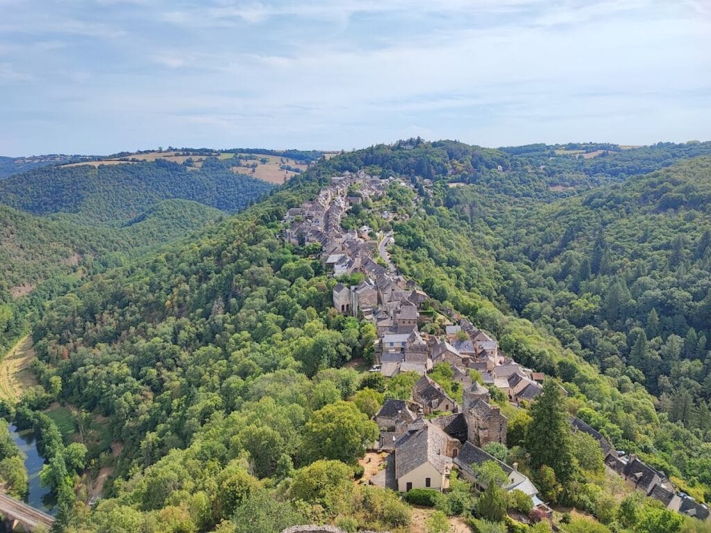 Château de Najac: A Medieval Fortress in France 5 Château de Najac