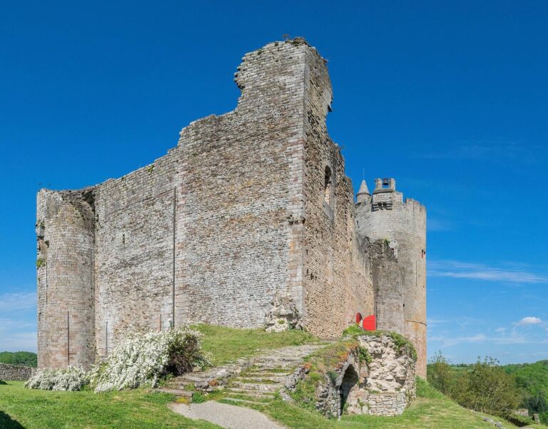 Château de Najac: A Medieval Fortress in France