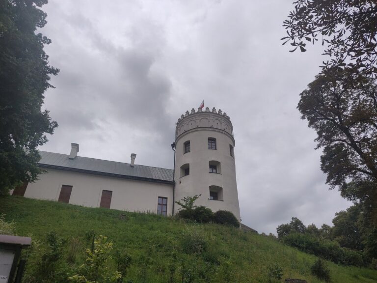 Przemyśl Castle: A Historic Fortress and Royal Residence in Poland