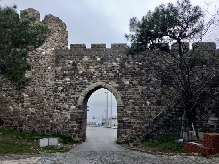Kadifekale: The Ancient Castle and Acropolis of İzmir