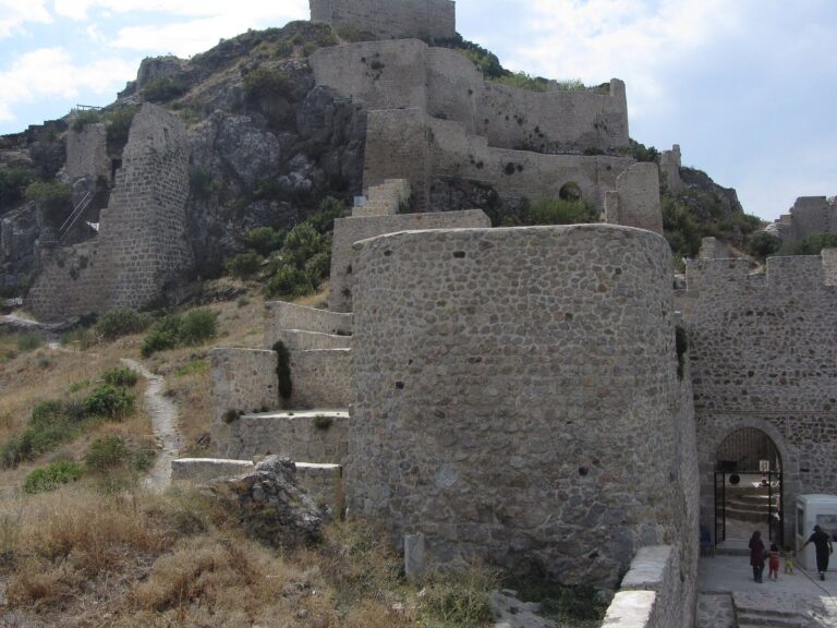 Amasya Castle: A Historic Fortress in Türkiye