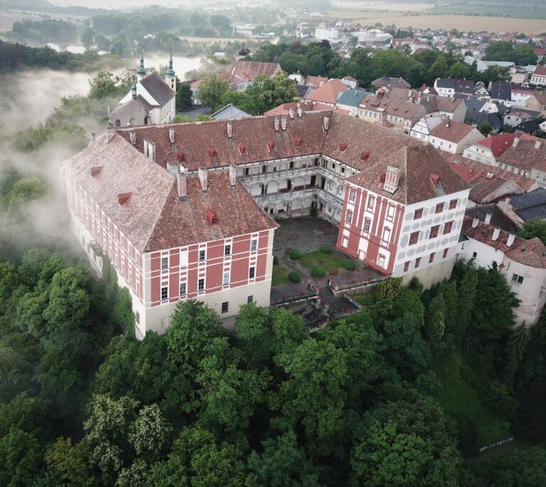Opočno Castle: A Historic Renaissance and Baroque Chateau in the Czech Republic