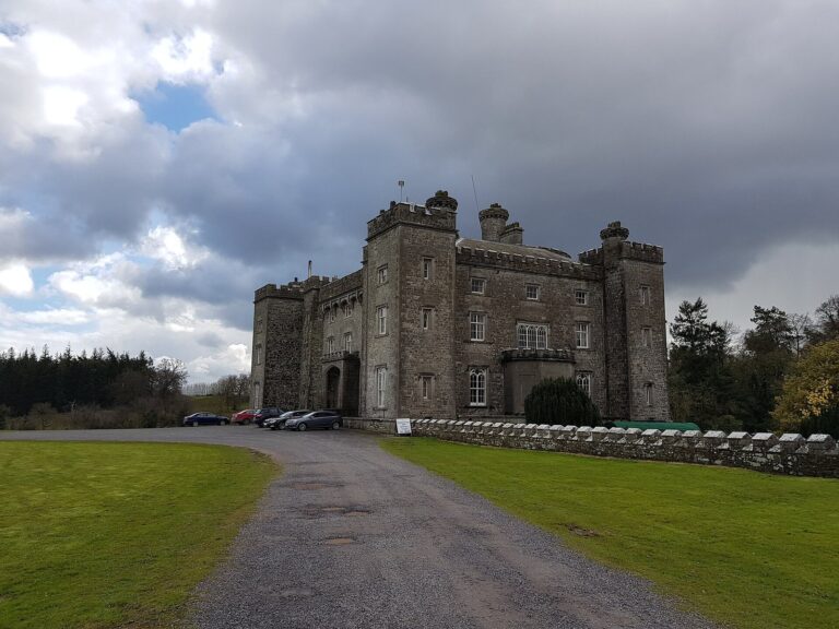 Slane Castle: Conyngham Family Seat in Ireland
