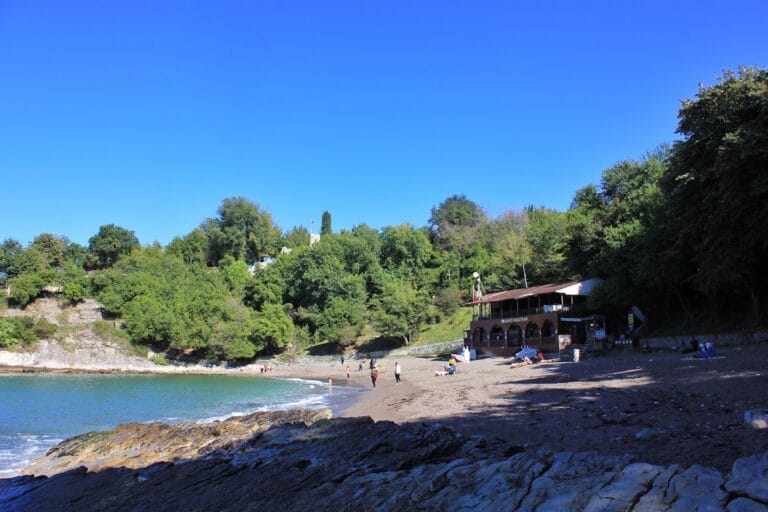 Akçakoca Castle: A Medieval Fortress on Türkiye’s Black Sea Coast
