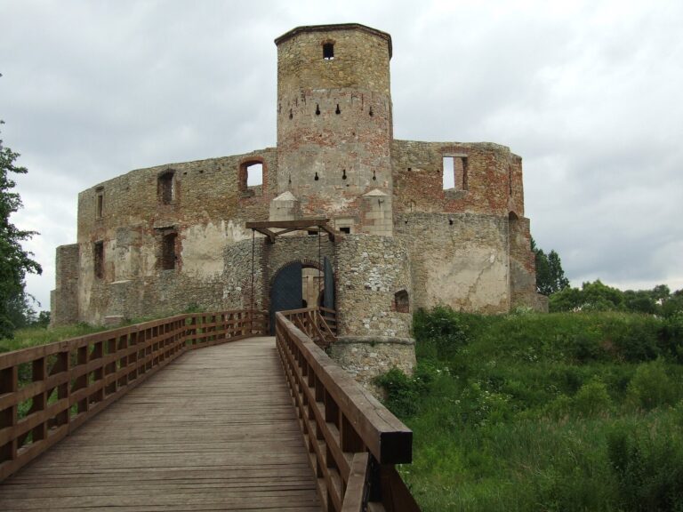 Castle of Bishops in Siewierz: Seat of the Duchy of Siewierz