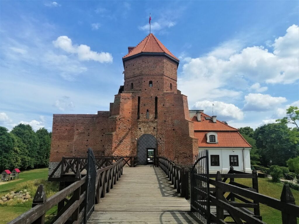 Liw Castle