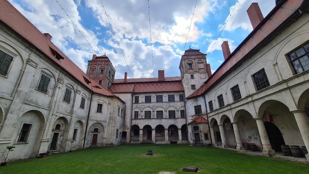 Niemodlin Castle: A Ducal Residence and Renaissance Complex in Poland 3 Niemodlin Castle