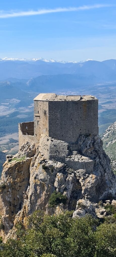Château de Quéribus: A Fortified Castle in France 2 Château de Quéribus