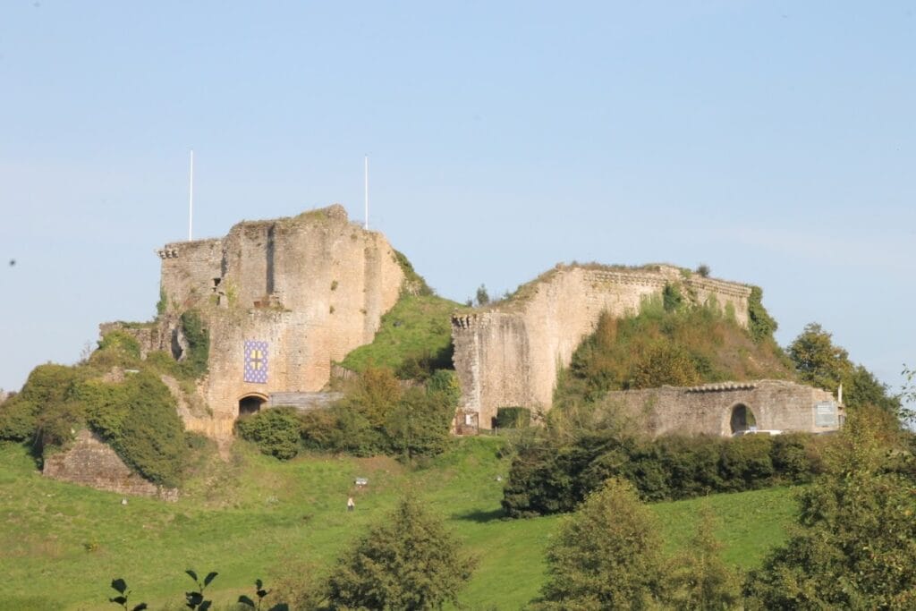 Château de Tiffauges: A Fortified Castle in France 4 Château de Tiffauges