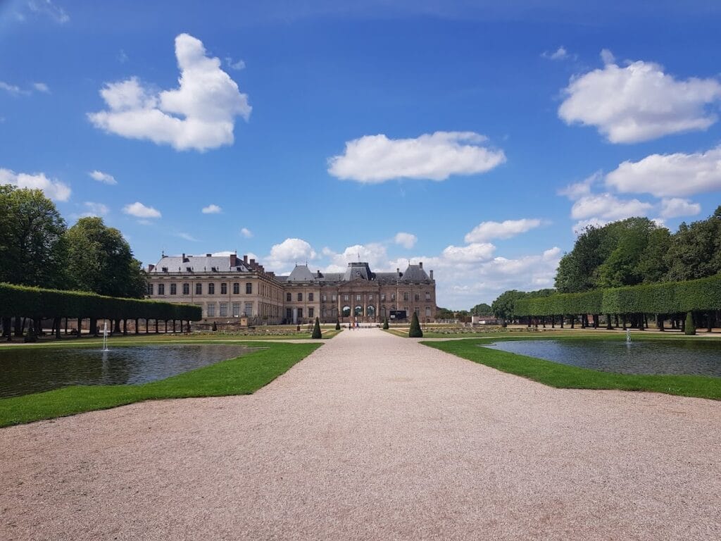 Château de Lunéville: A Ducal Palace and Court Residence in France 2 Château de Lunéville