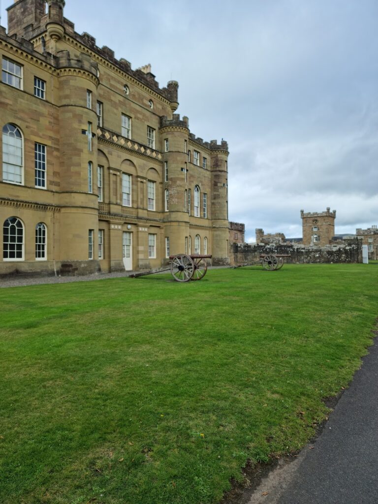 Culzean Castle: Historic Scottish Residence and Landmark 7 Culzean Castle