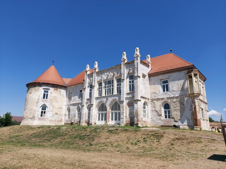 Bonțida Bánffy Castle: A Historic Estate in Romania