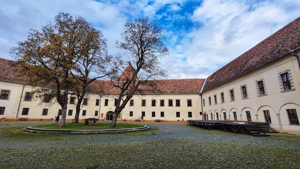 Sárvár Castle: A Medieval Castle-Palace and Frontier Fortress in Hungary 3 Sárvár Castle