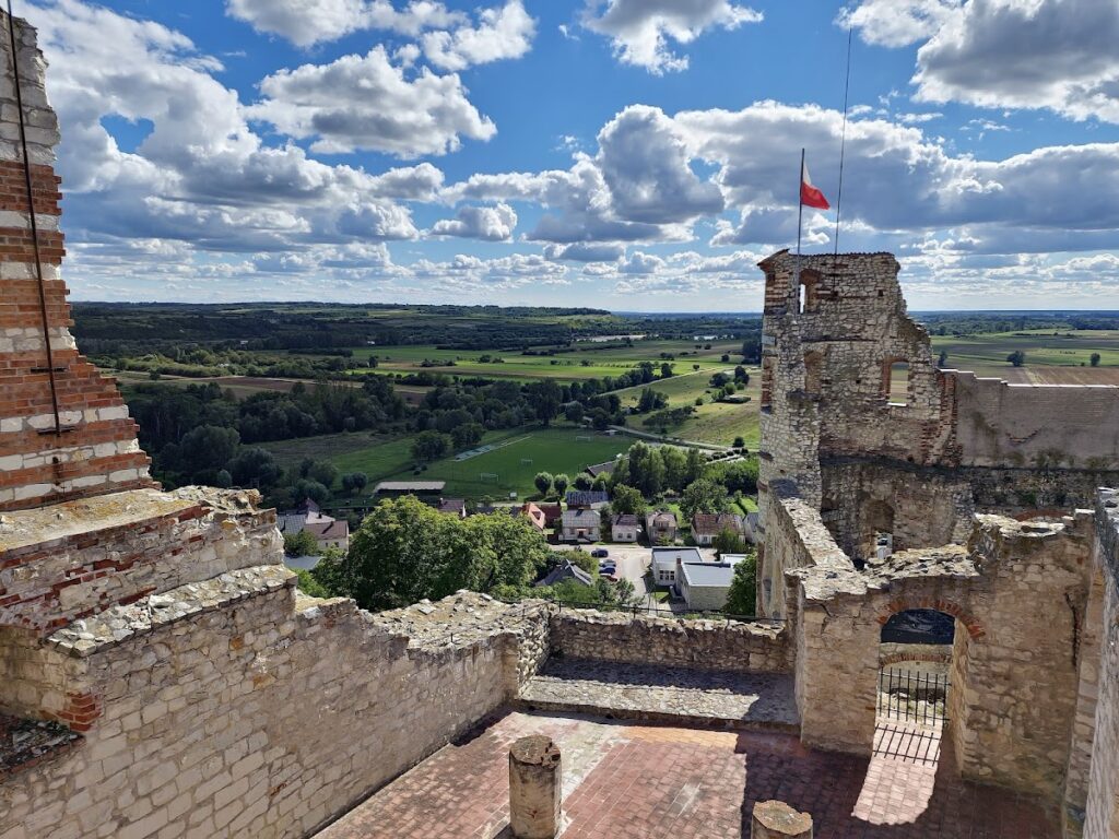 Janowiec Castle