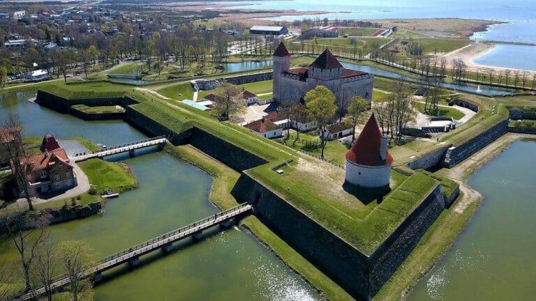Kuressaare Castle: A Medieval Fortress and Cultural Museum in Estonia